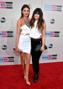 18665067-3b8a-4bda-8ce3-587412caf6b7_Kendall-KylieJEnner