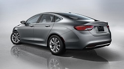 2015_Chrysler_200_review-2