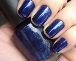 navybluenails