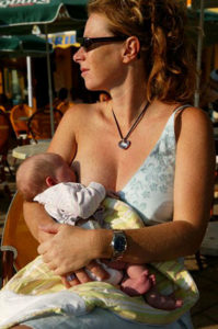 breastfeeding.public.women.