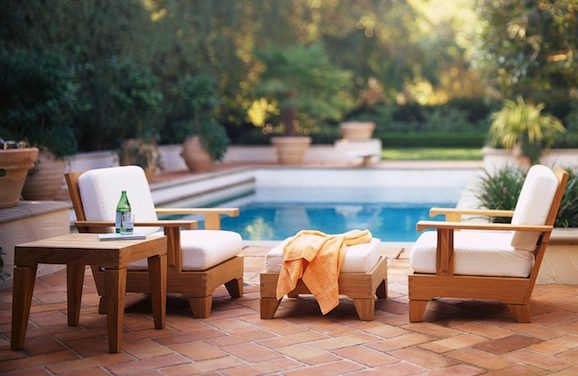 To Chem or Not to Chem: Healthy Alternatives to the Chemicals in your Swimming Pool