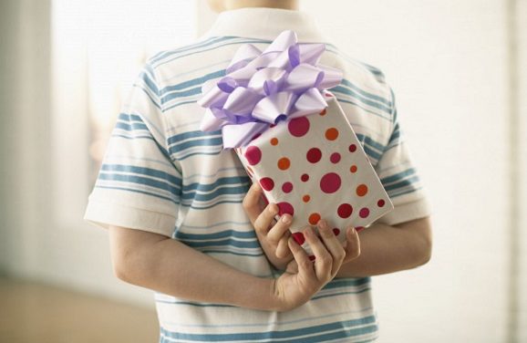 Teaching Your Child Holiday Gratitude