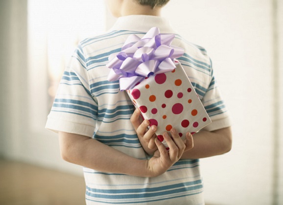 Teaching Your Child Holiday Gratitude