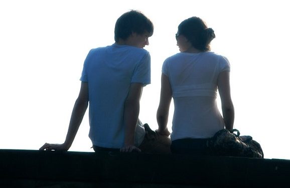 Tips to build a strong romantic relationship
