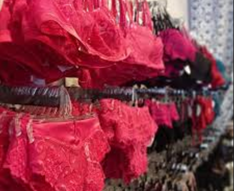 Plus Size Lingerie For Your Valentine’s Day