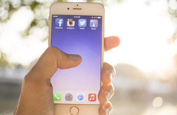This New iPhone Feature Will Break Your Social Media Addiction