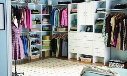 Simple Tricks to Maximize the Space in Your Closet