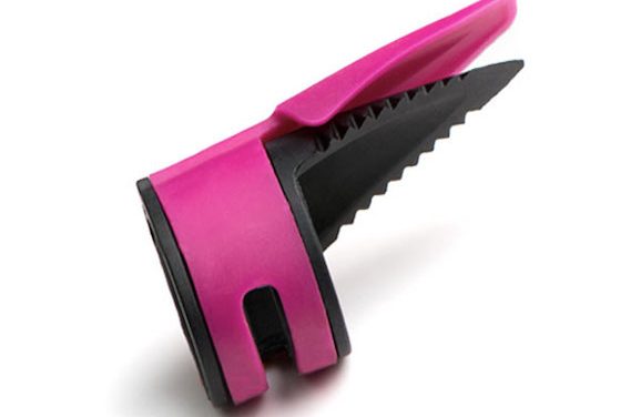 Self Defense Tool Guards Women