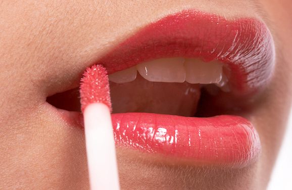 The Common Ingredient In Your Chapstick You Might Be Allergic To