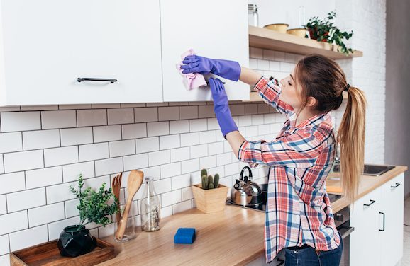10 Tips to Successfully Spring Clean Your Home
