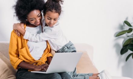 Five Simple Ways Mompreneurs Can Achieve Work-Life Balance